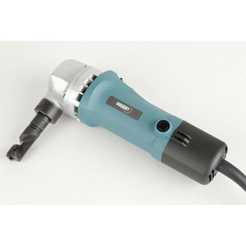 Nożyce elektryczne do blachy trapezowej 